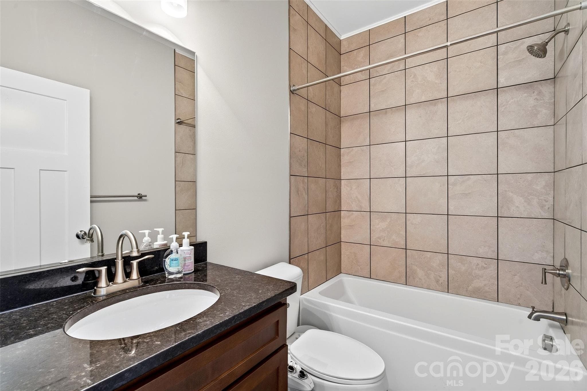 Single Family Residence at 22 Tudor Way, Black Mountain, photo 25 of 48