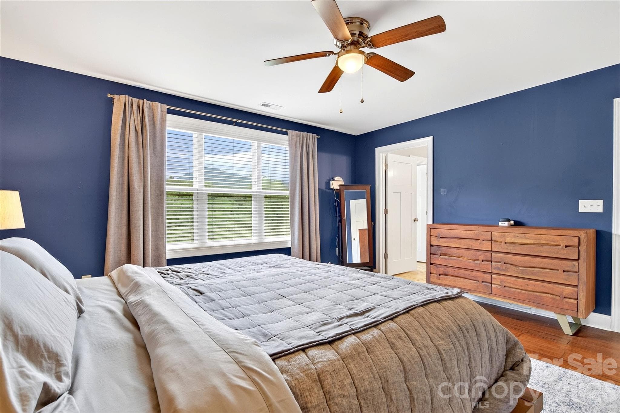 Single Family Residence at 22 Tudor Way, Black Mountain, photo 30 of 48