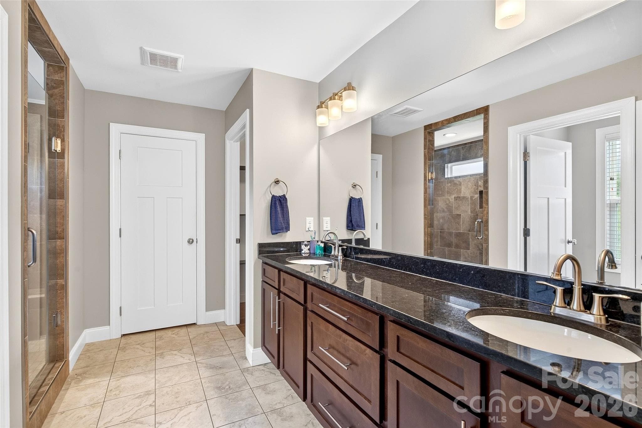 Single Family Residence at 22 Tudor Way, Black Mountain, photo 31 of 48