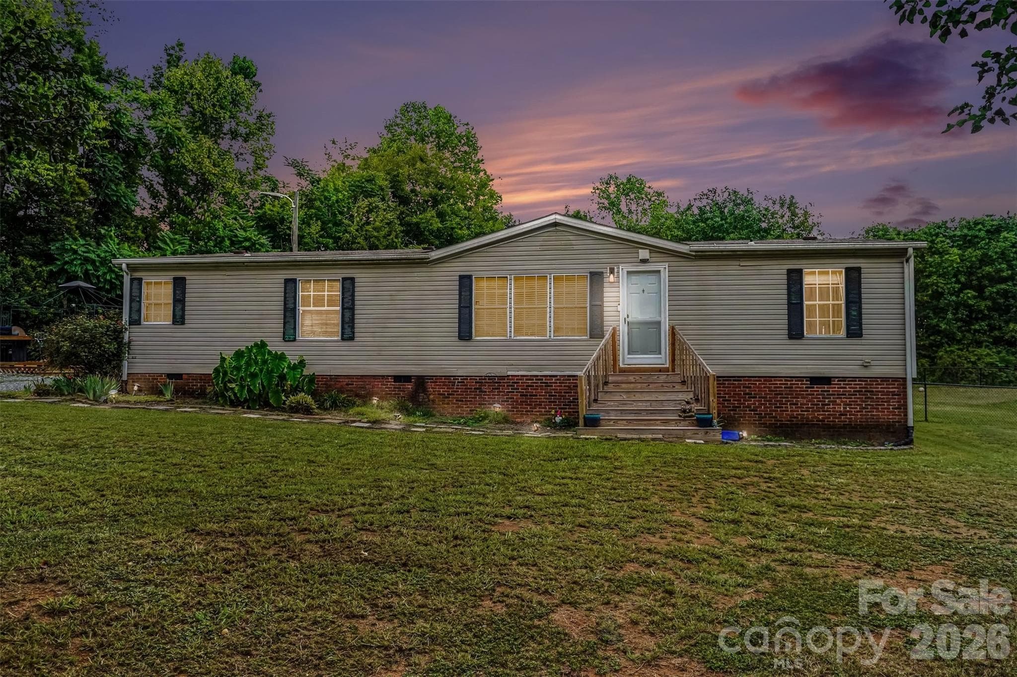 Single Family Residence at 216 Westlee Street, Shelby, photo 2 of 15