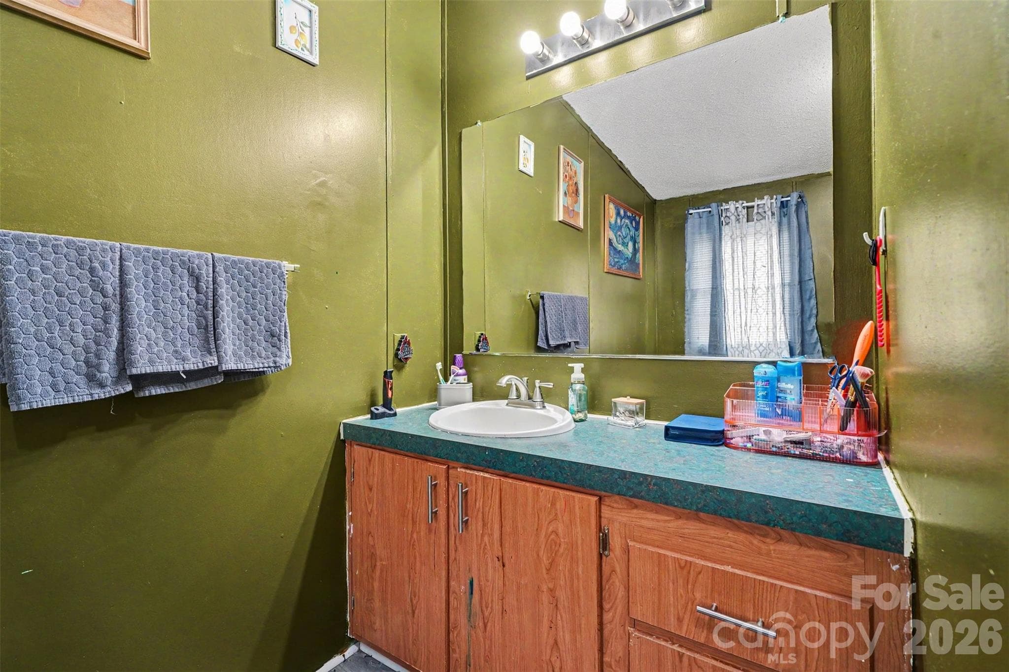 Single Family Residence at 216 Westlee Street, Shelby, photo 12 of 15