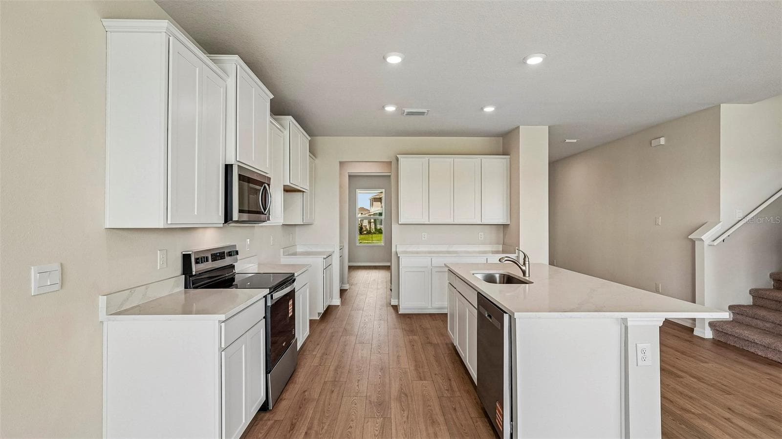 Single Family Residence at 9460 BELLA MAR TRL, PARRISH, photo 7 of 37