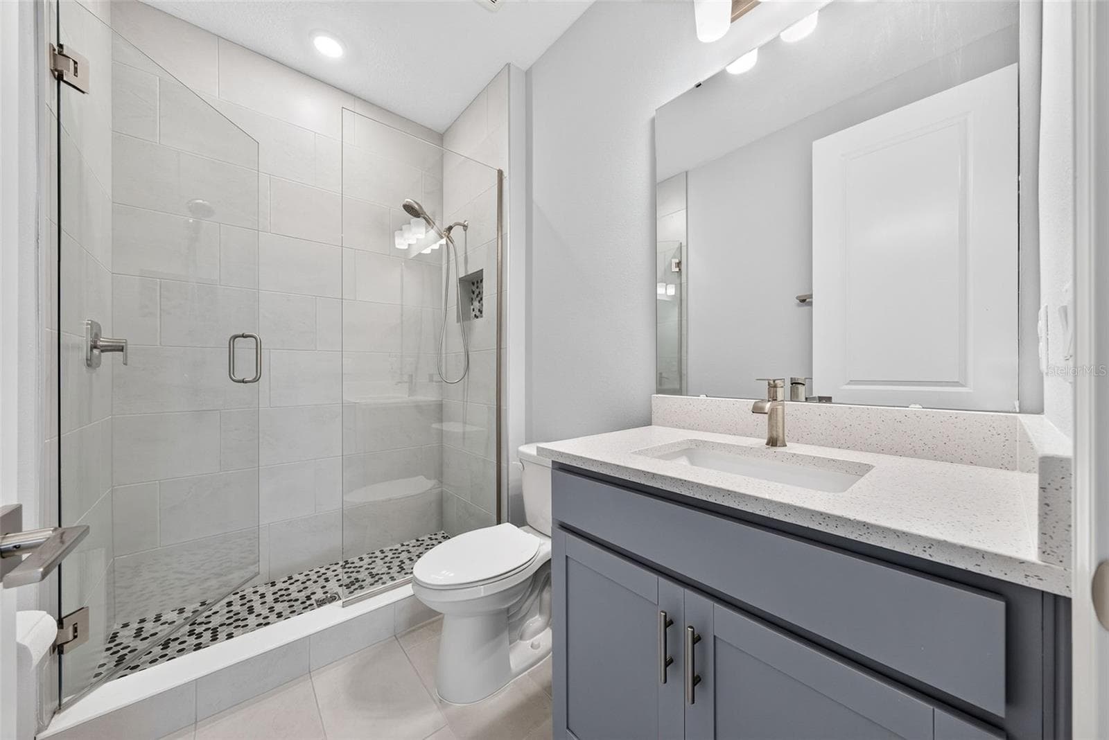 Full Bathroom - 2nd floor - 13175 MCMILLAN, ORLANDO