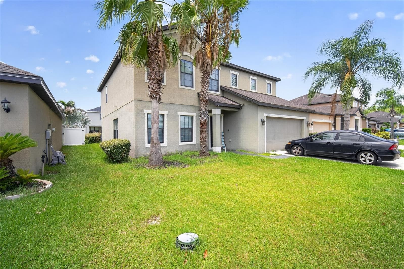 Single Family Residence at 11202 CARRICK STONE ST, WIMAUMA, photo 2 of 22