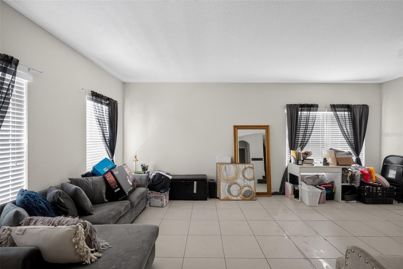 Single Family Residence at 11202 CARRICK STONE ST, WIMAUMA, photo 5 of 22