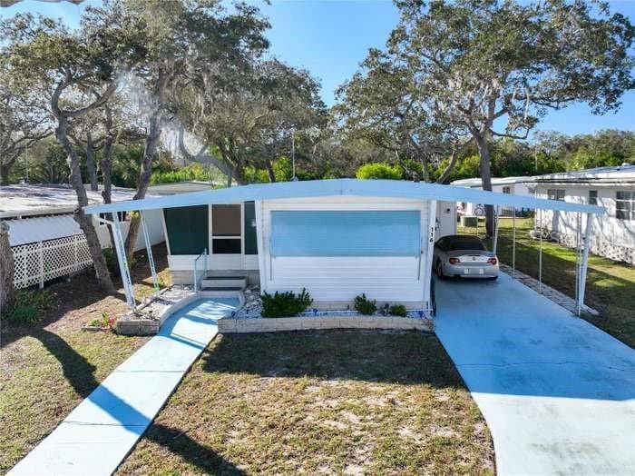 Mobile Home at 2331 BELLEAIR RD #116, CLEARWATER, photo 29 of 50