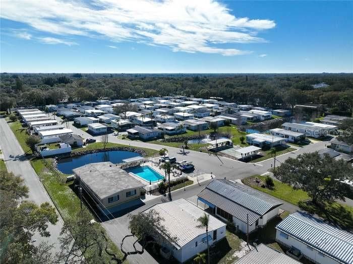 Mobile Home at 2331 BELLEAIR RD #116, CLEARWATER, photo 36 of 50