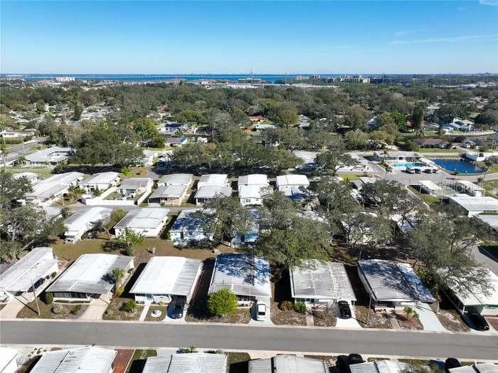 Mobile Home at 2331 BELLEAIR RD #116, CLEARWATER, photo 46 of 50