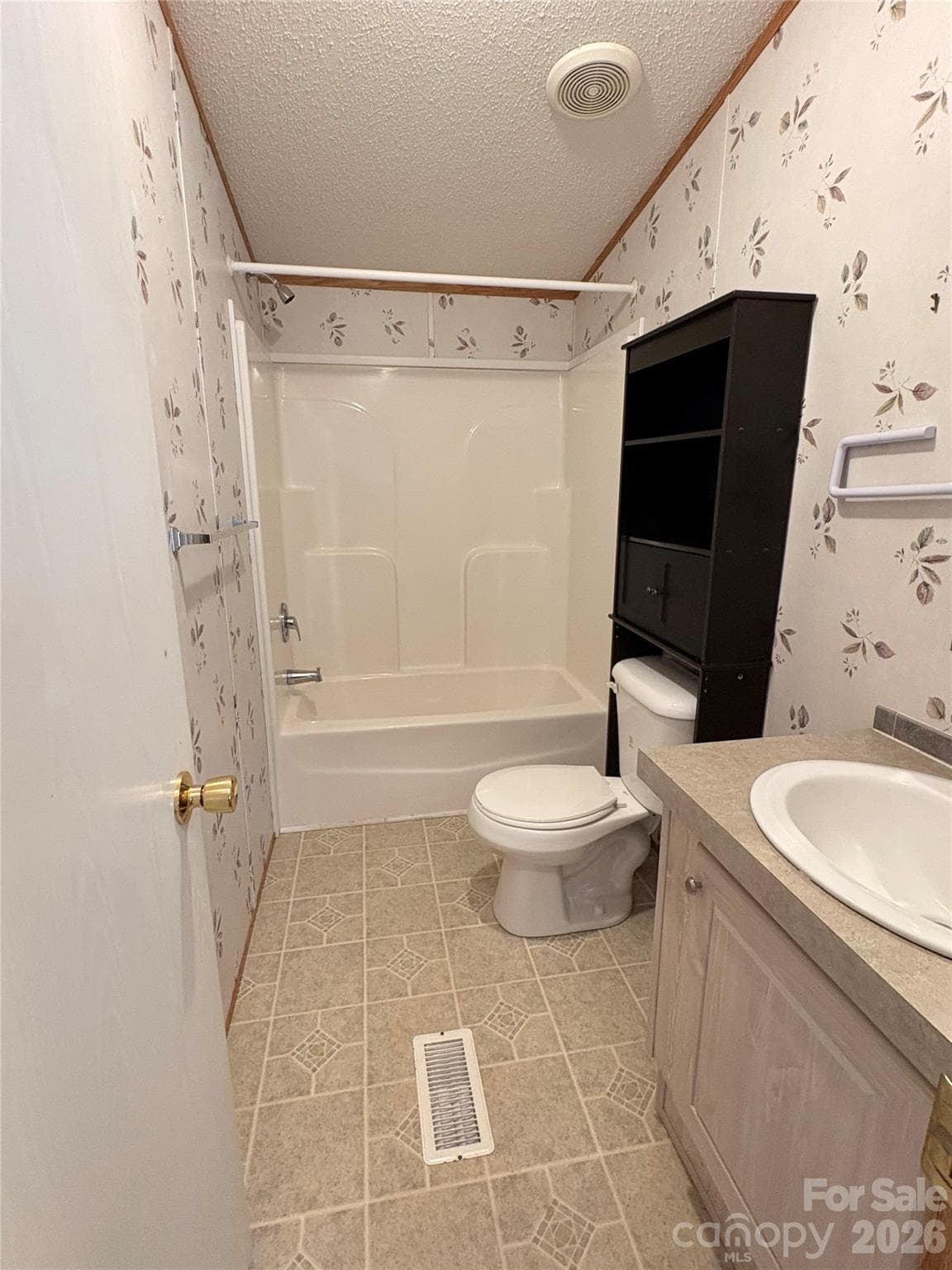 Bathroom 2 - 5422 Wrenn Drive, Denver