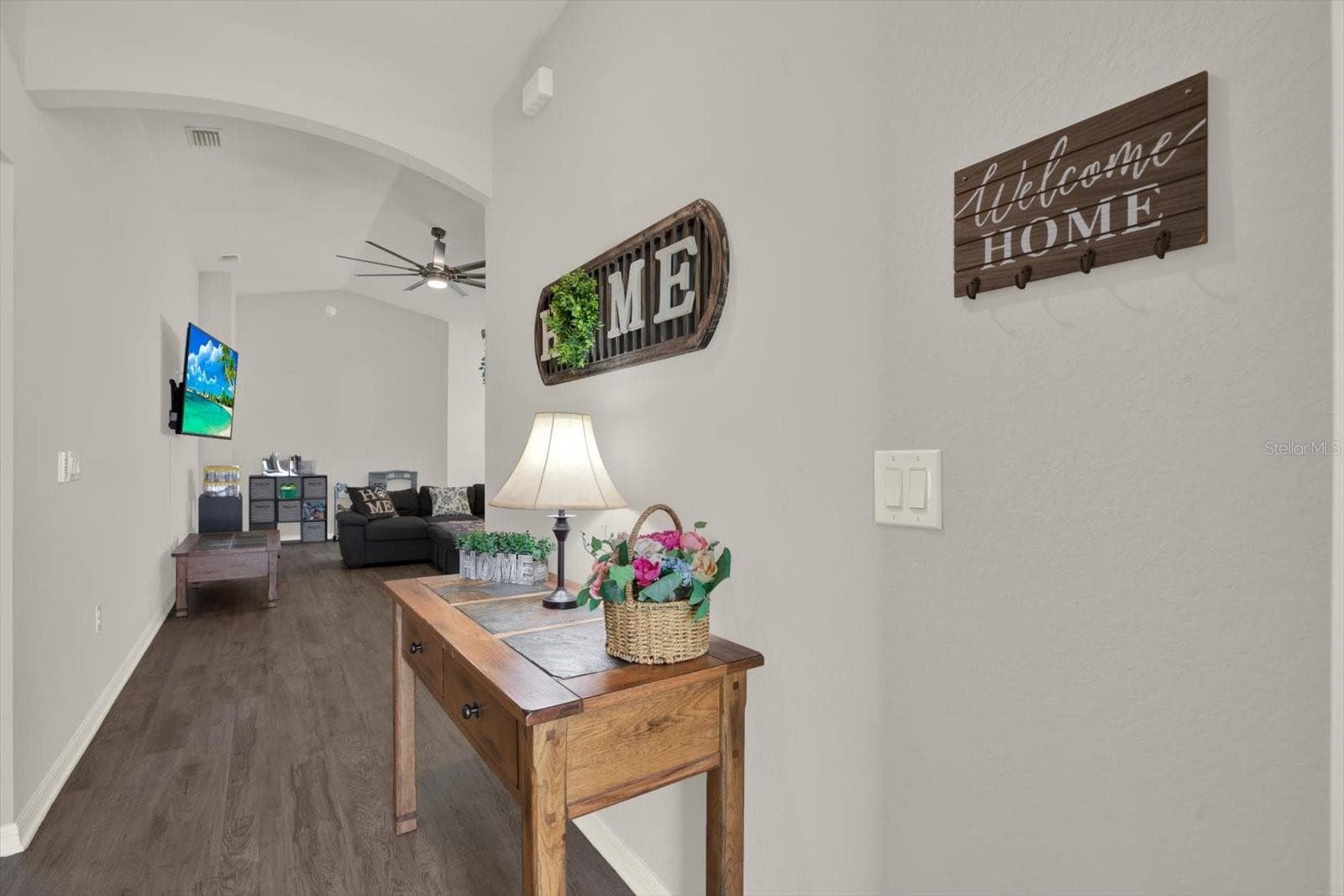 Single Family Residence at 117 EAGLE SUMMIT DR, RUSKIN, photo 3 of 44