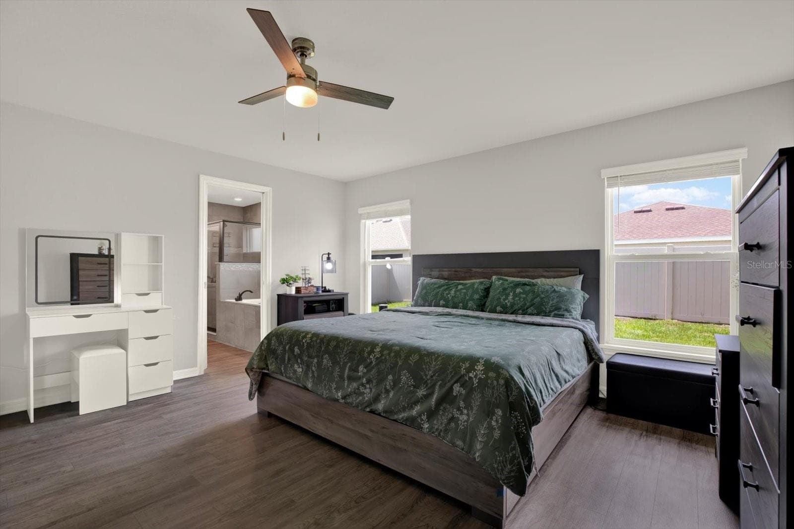 Single Family Residence at 117 EAGLE SUMMIT DR, RUSKIN, photo 15 of 44