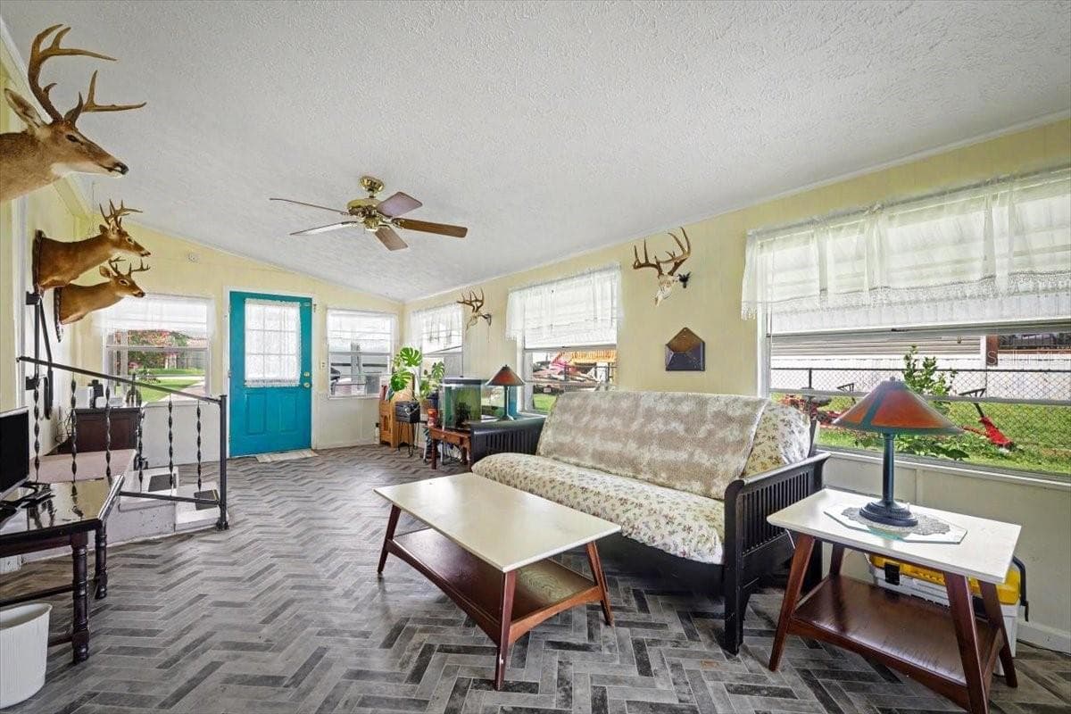 Manufactured Home at 104 EDGEWATER RD, SATSUMA, photo 9 of 73