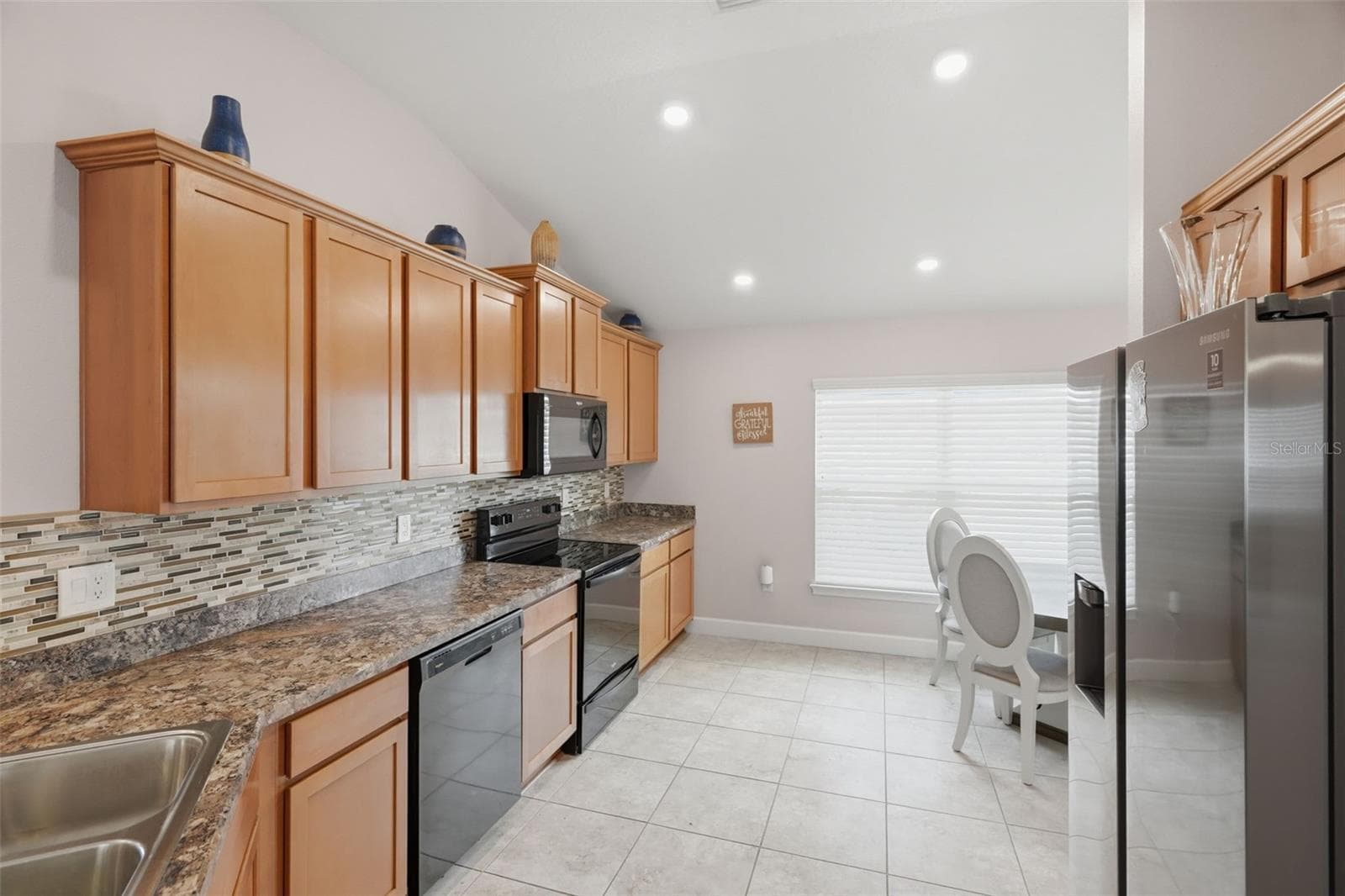 Single Family Residence at 14449 POTTERTON CIR, HUDSON, photo 6 of 49