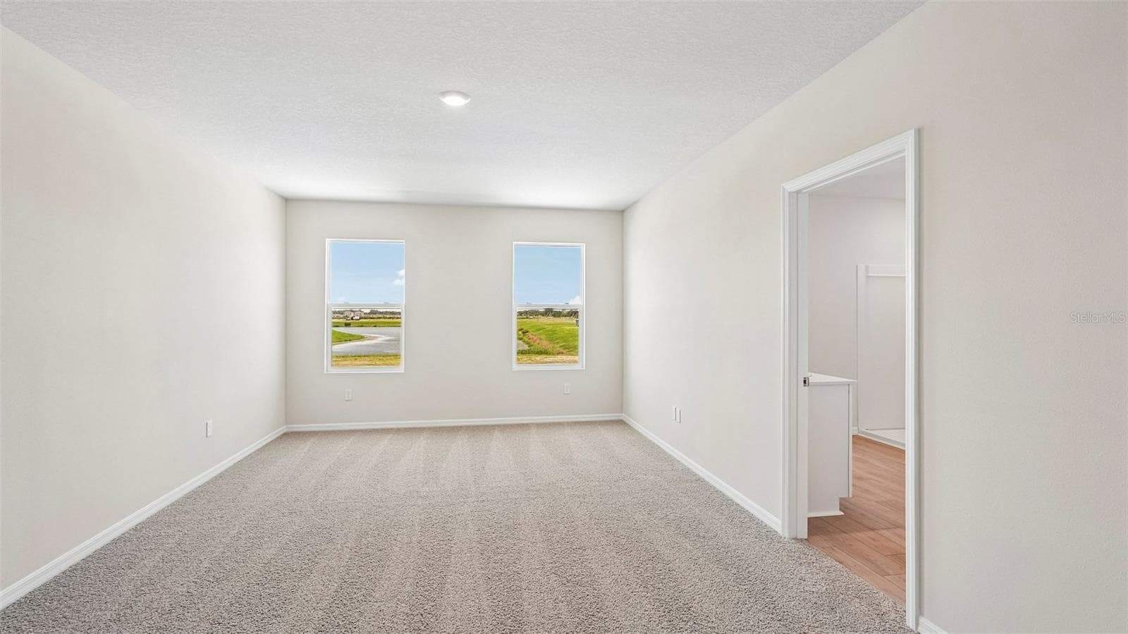 Single Family Residence at 5724 SILVER MOONLIGHT DR, PALMETTO, photo 14 of 51