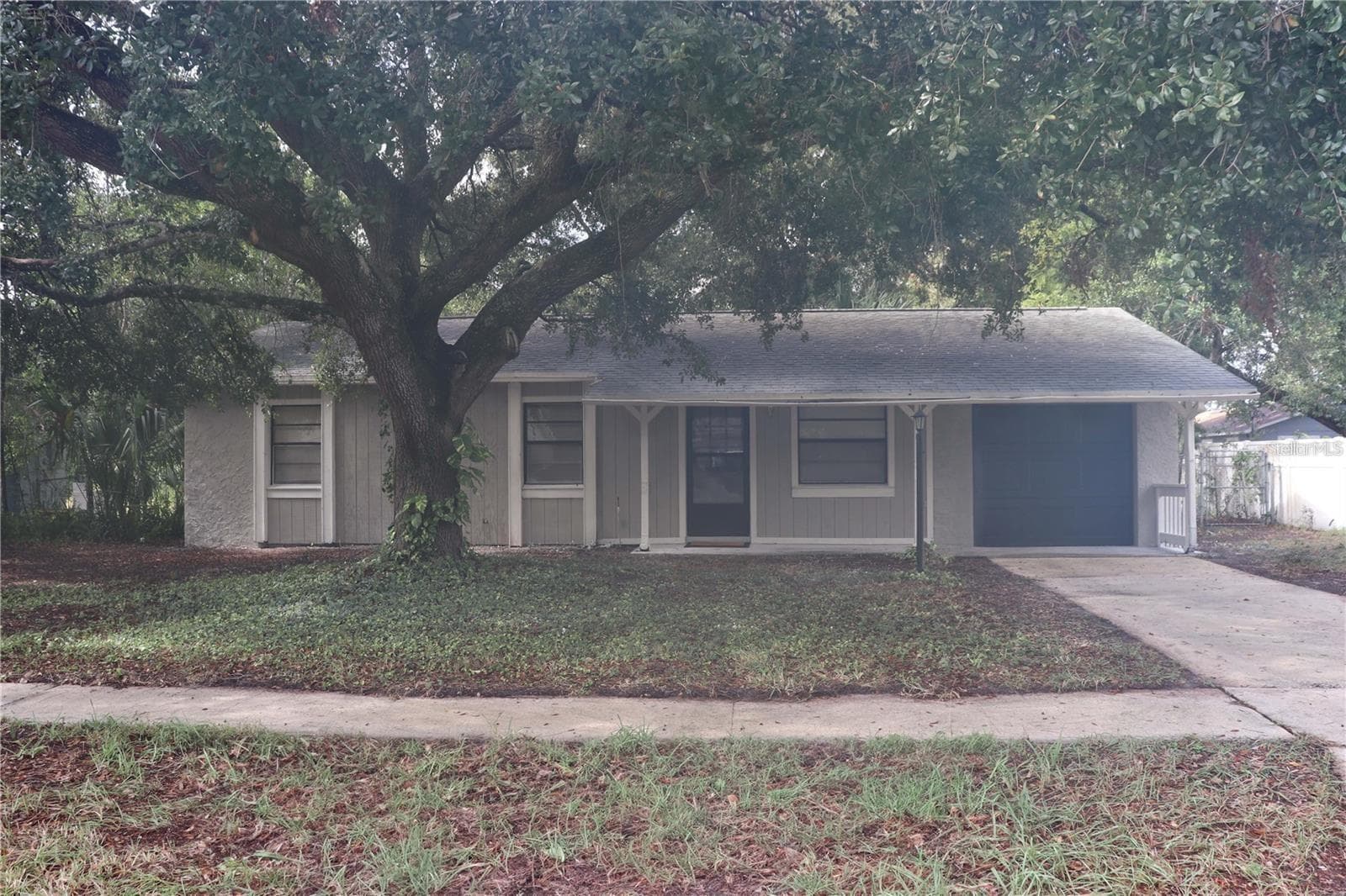 1604 STARFIRE LN