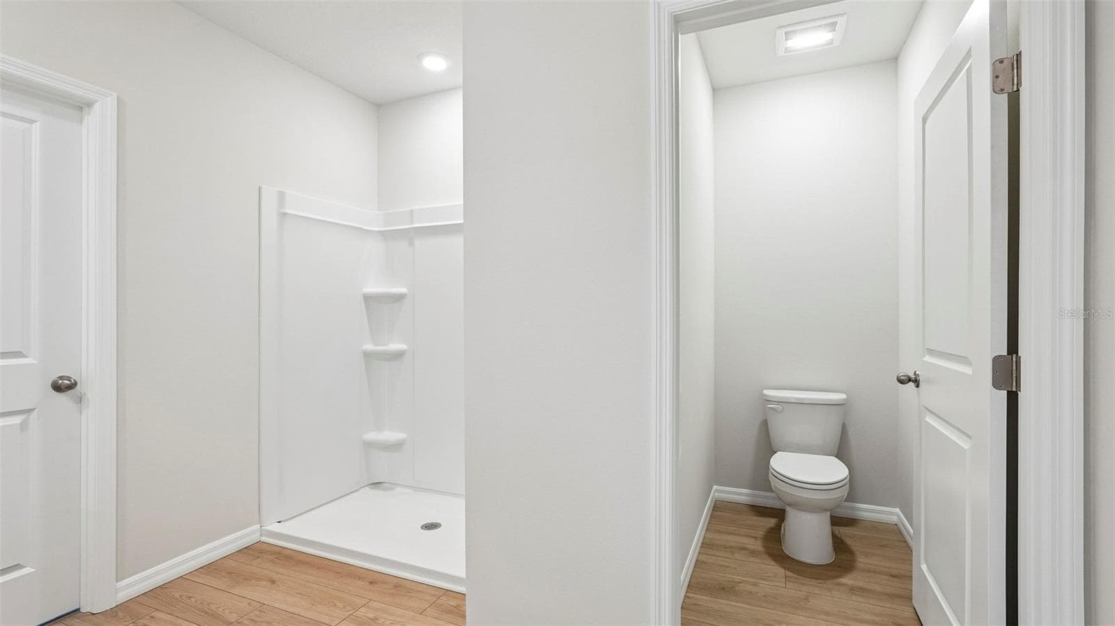 Single Family Residence at 5725 SILVER MOONLIGHT DR, PALMETTO, photo 18 of 51