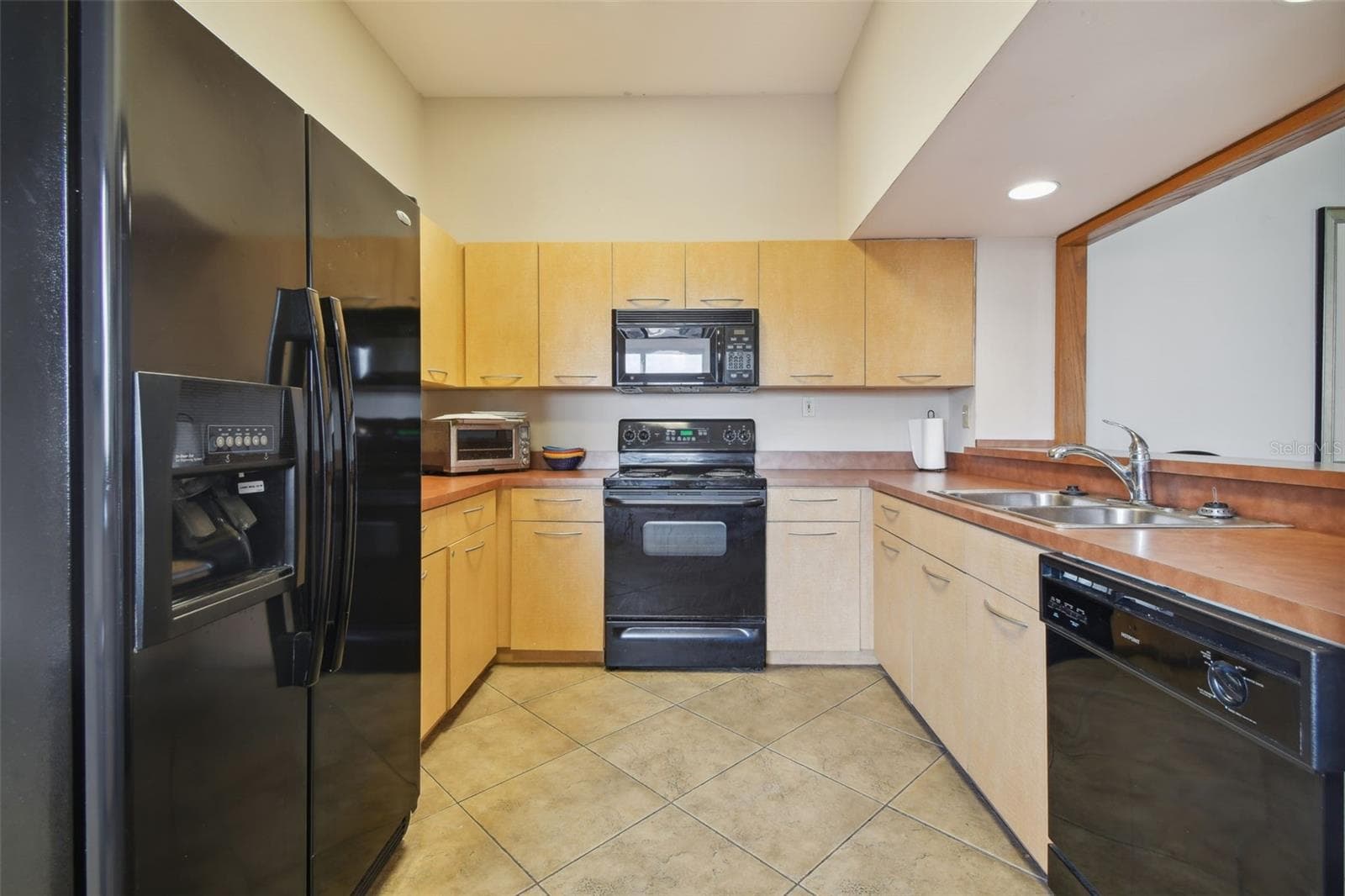 Condominium at 2413 BAYSHORE BLVD #1904, TAMPA, photo 70 of 80