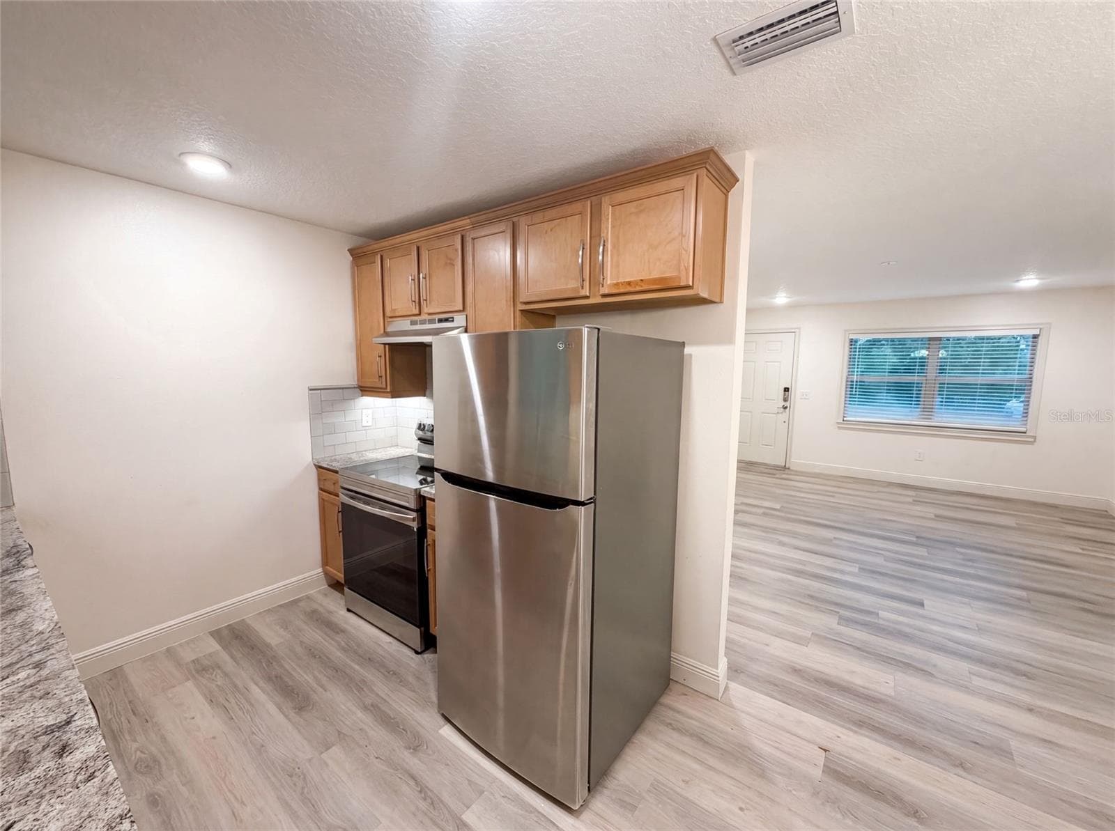 Single Family Residence at 3444 VALEVIEW DR, APOPKA, photo 10 of 25