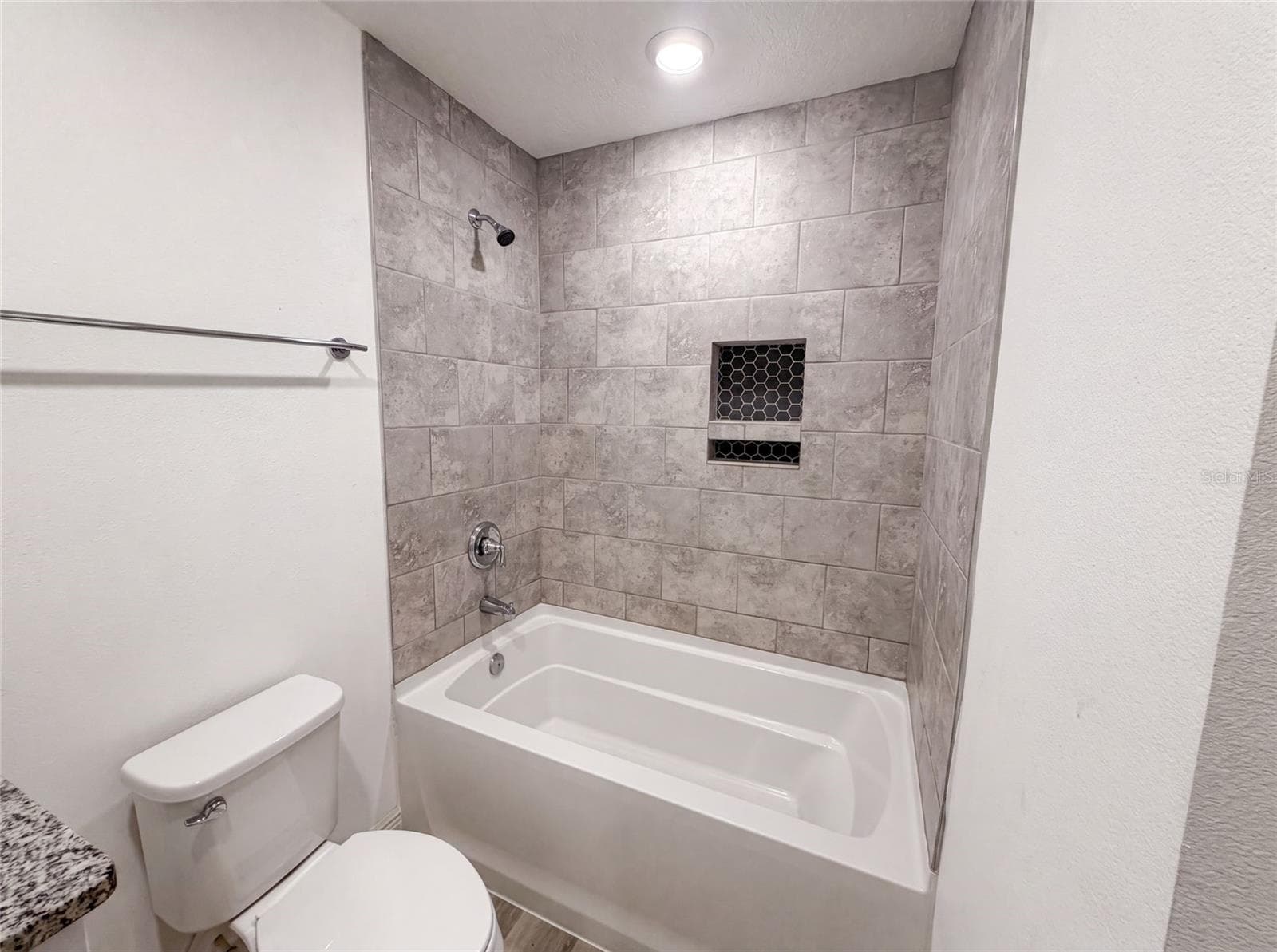 Single Family Residence at 3444 VALEVIEW DR, APOPKA, photo 14 of 25