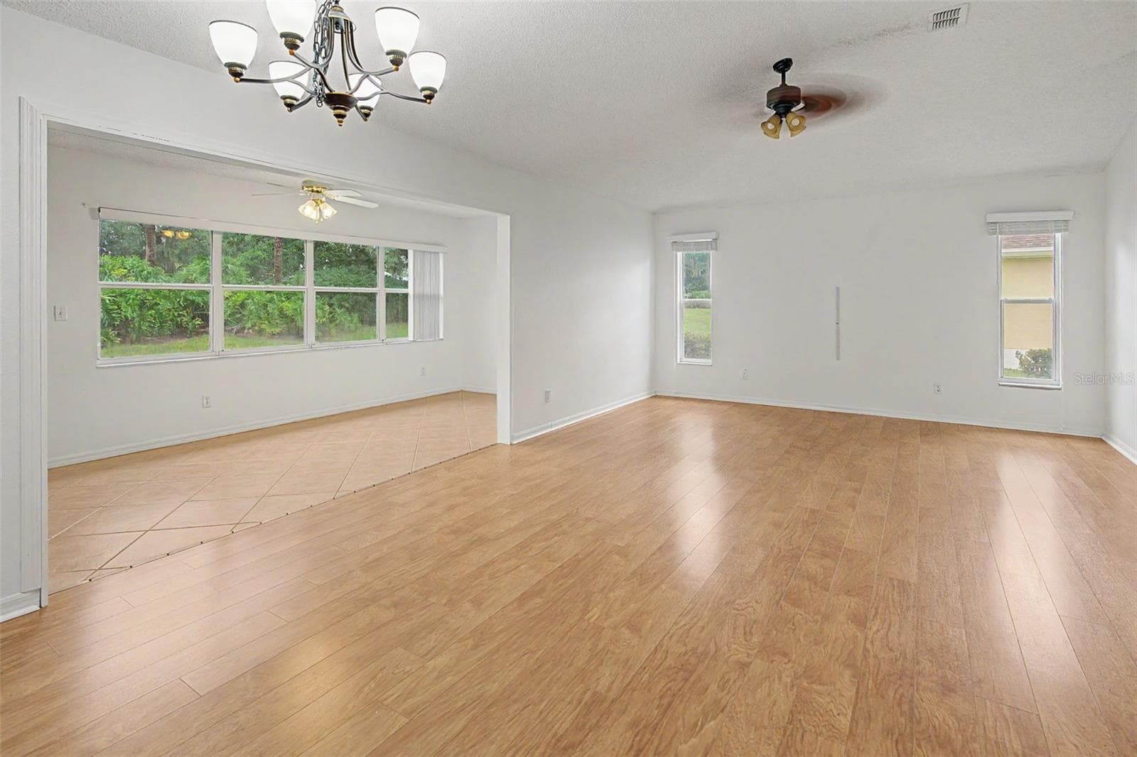 Villa at 2241 WORTHINGTON GREENS DR, SUN CITY CENTER, photo 10 of 33