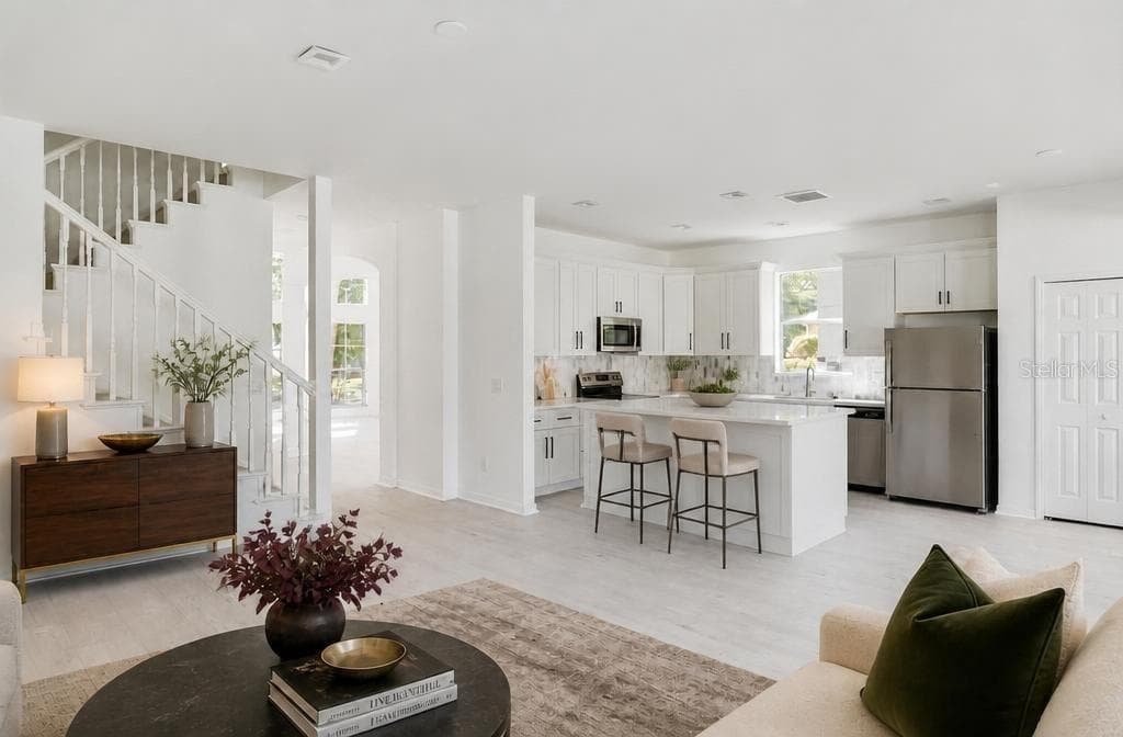 Single Family Residence at 14927 FAVERSHAM CIR, ORLANDO, photo 11 of 57