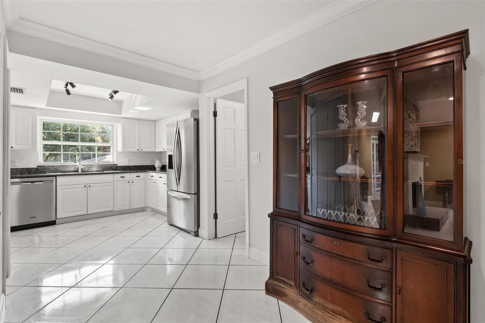 Single Family Residence at 2080 GOLDWATER CT, MAITLAND, photo 8 of 40