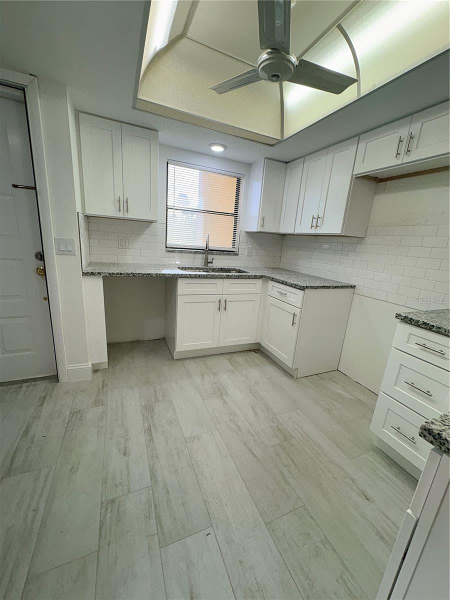 Condominium at 16340 DUBLIN CIR #101, FORT MYERS, photo 5 of 30