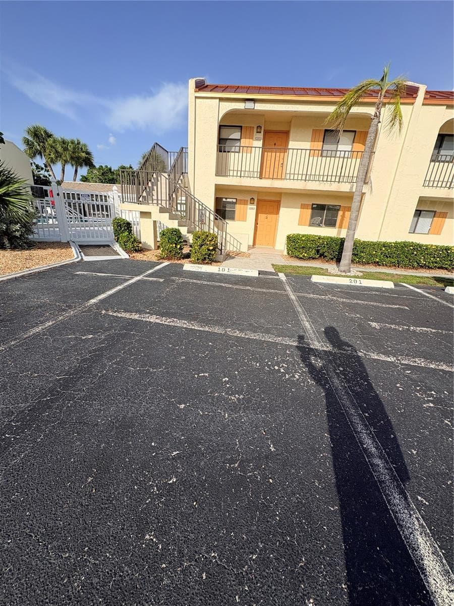 Condominium at 16340 DUBLIN CIR #101, FORT MYERS, photo 26 of 30