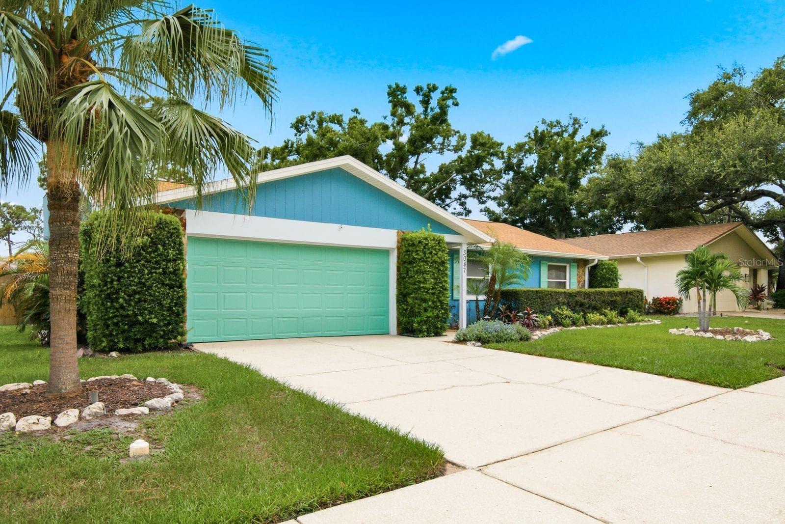 Single Family Residence at 3047 CASCADE DR, CLEARWATER, photo 5 of 57