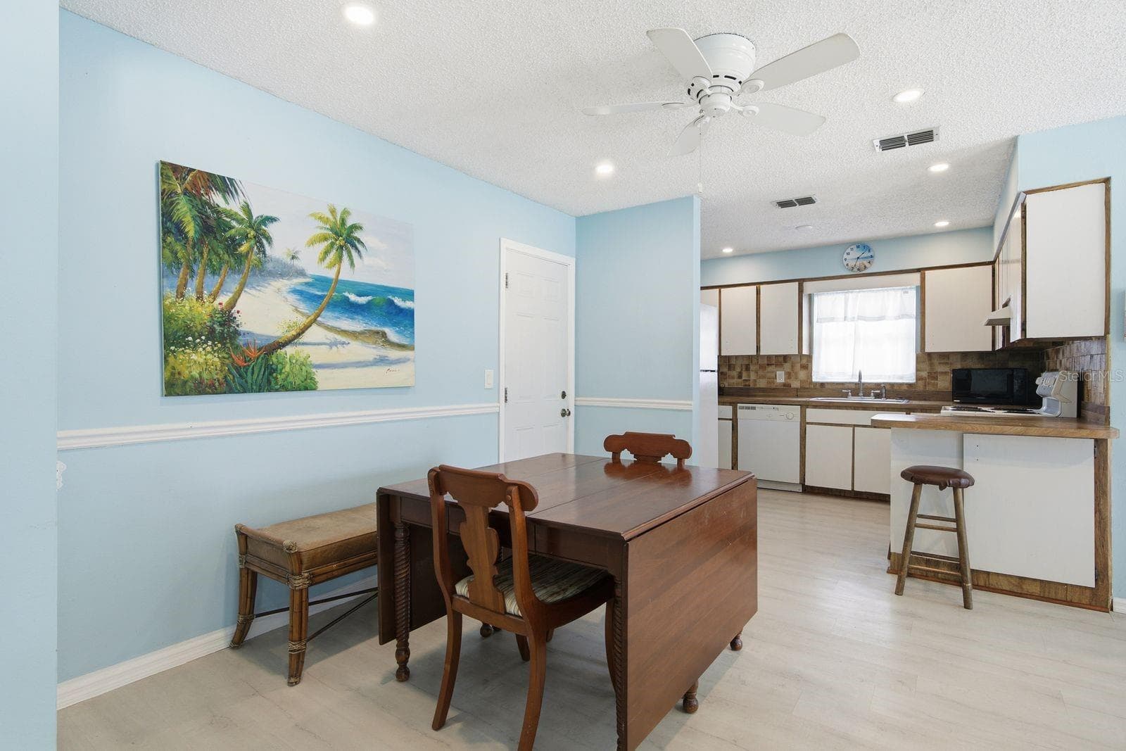 Single Family Residence at 3047 CASCADE DR, CLEARWATER, photo 18 of 57