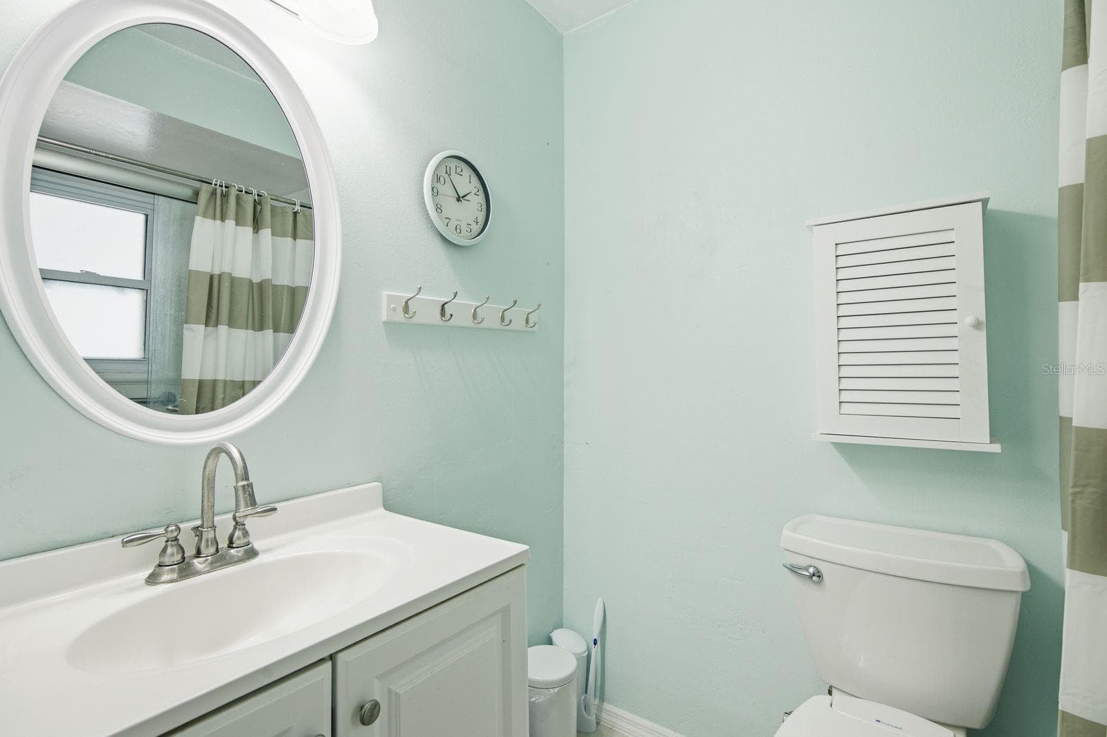 Single Family Residence at 3047 CASCADE DR, CLEARWATER, photo 29 of 57