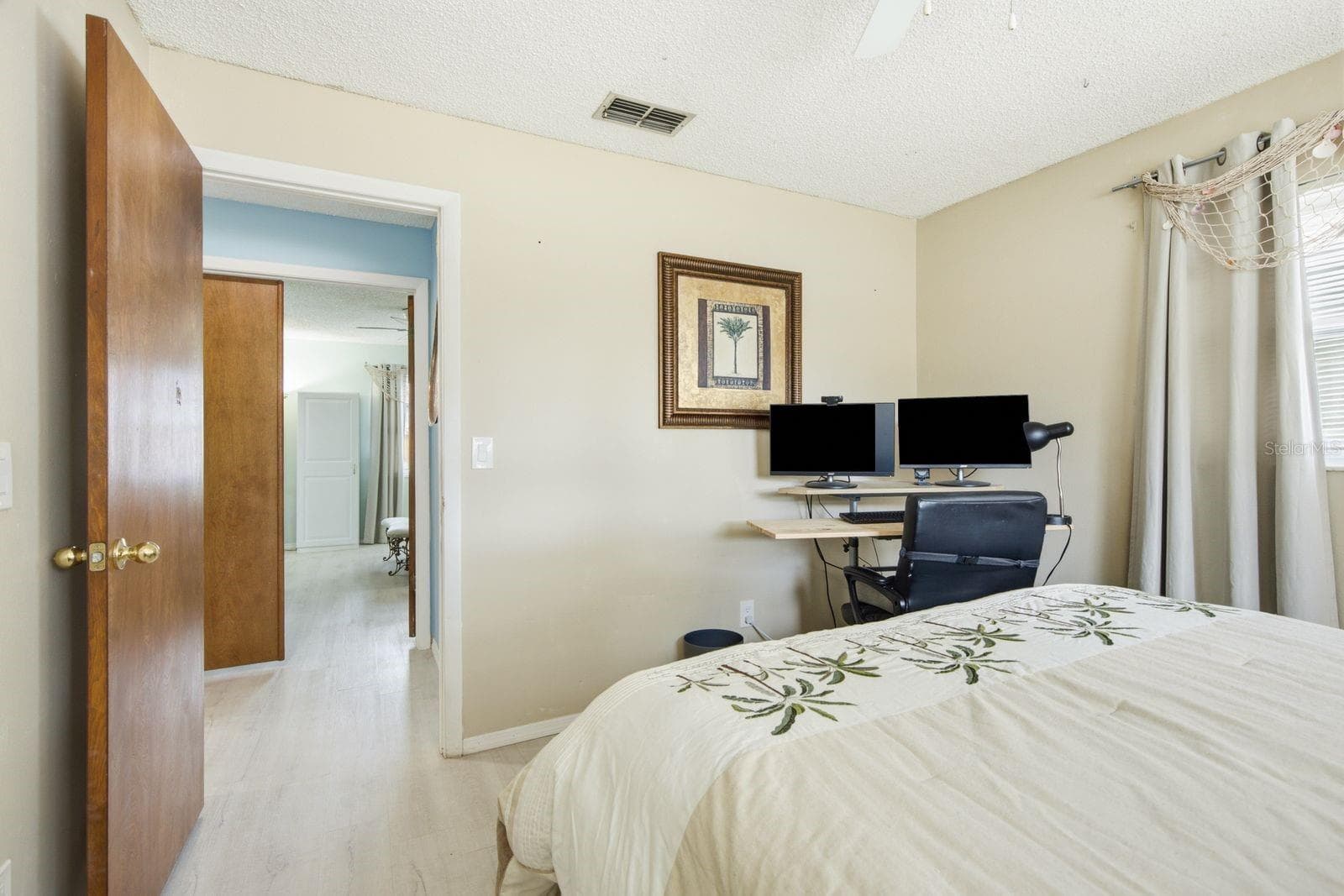 Single Family Residence at 3047 CASCADE DR, CLEARWATER, photo 36 of 57