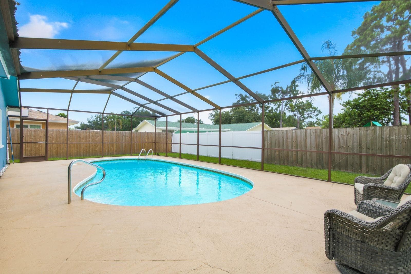 Single Family Residence at 3047 CASCADE DR, CLEARWATER, photo 42 of 57