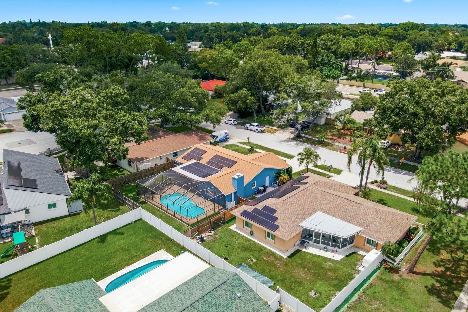 Single Family Residence at 3047 CASCADE DR, CLEARWATER, photo 53 of 57