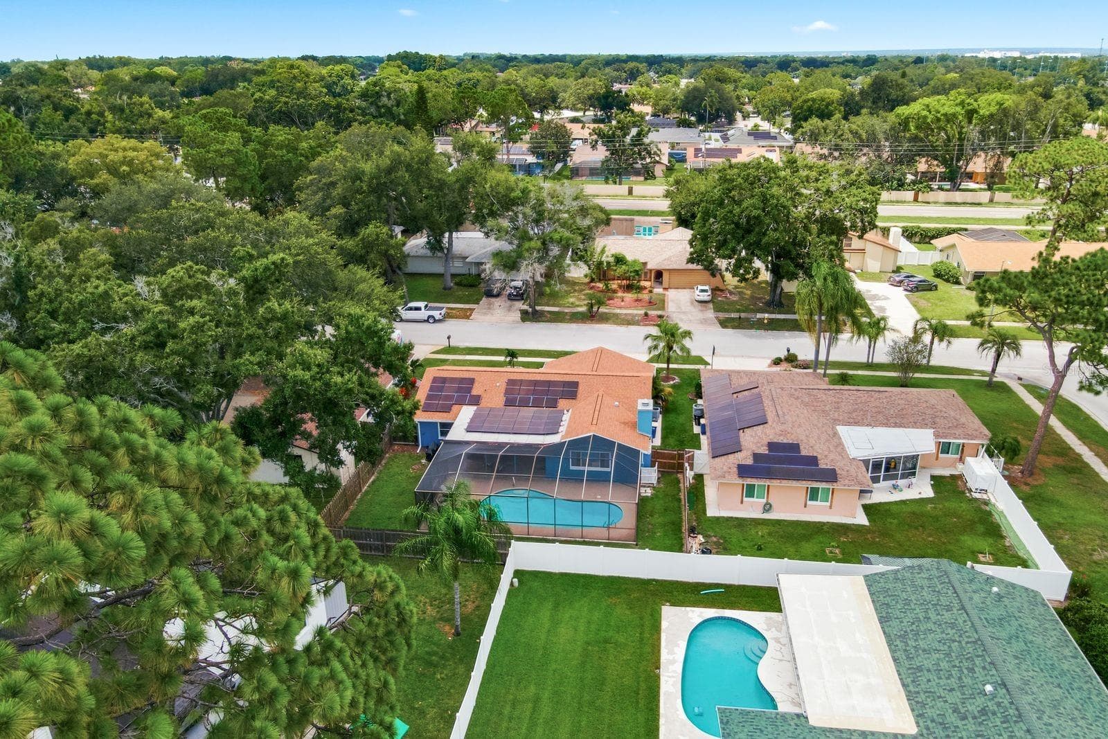Single Family Residence at 3047 CASCADE DR, CLEARWATER, photo 54 of 57