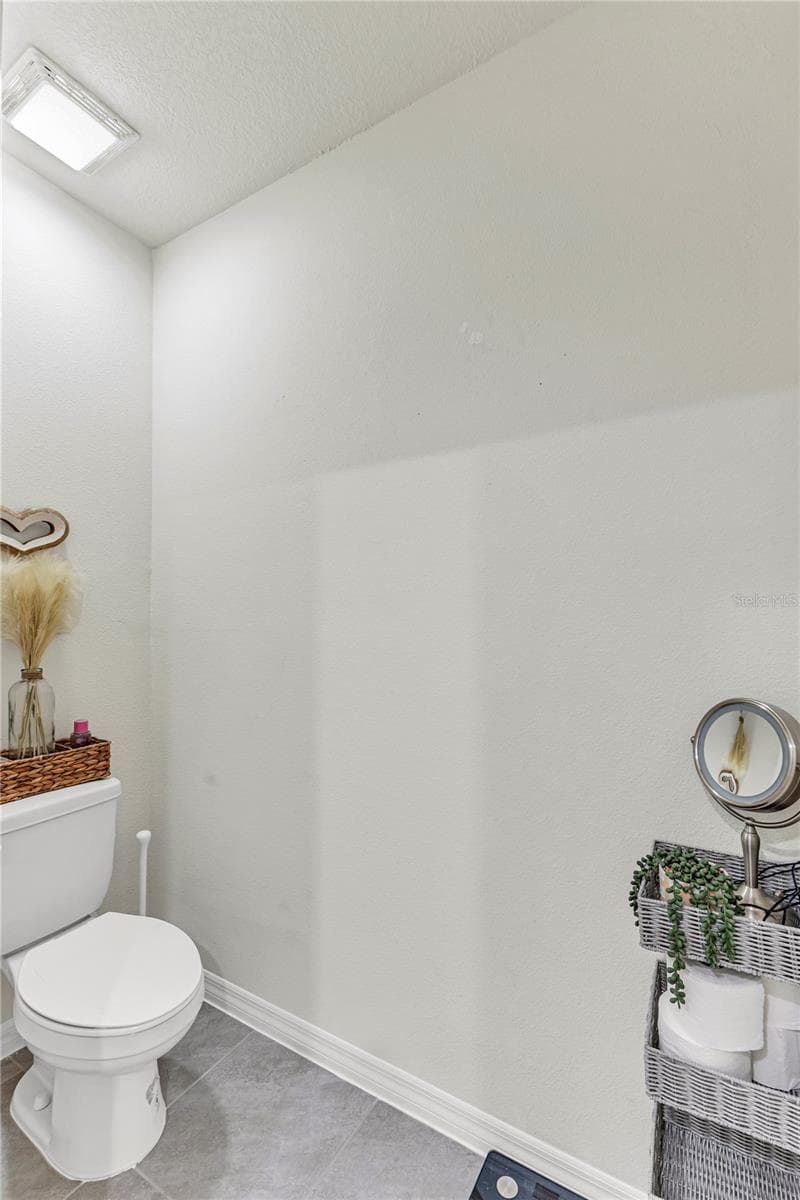 Single Family Residence at 345 PELHAM PARK DR, DELAND, photo 24 of 31