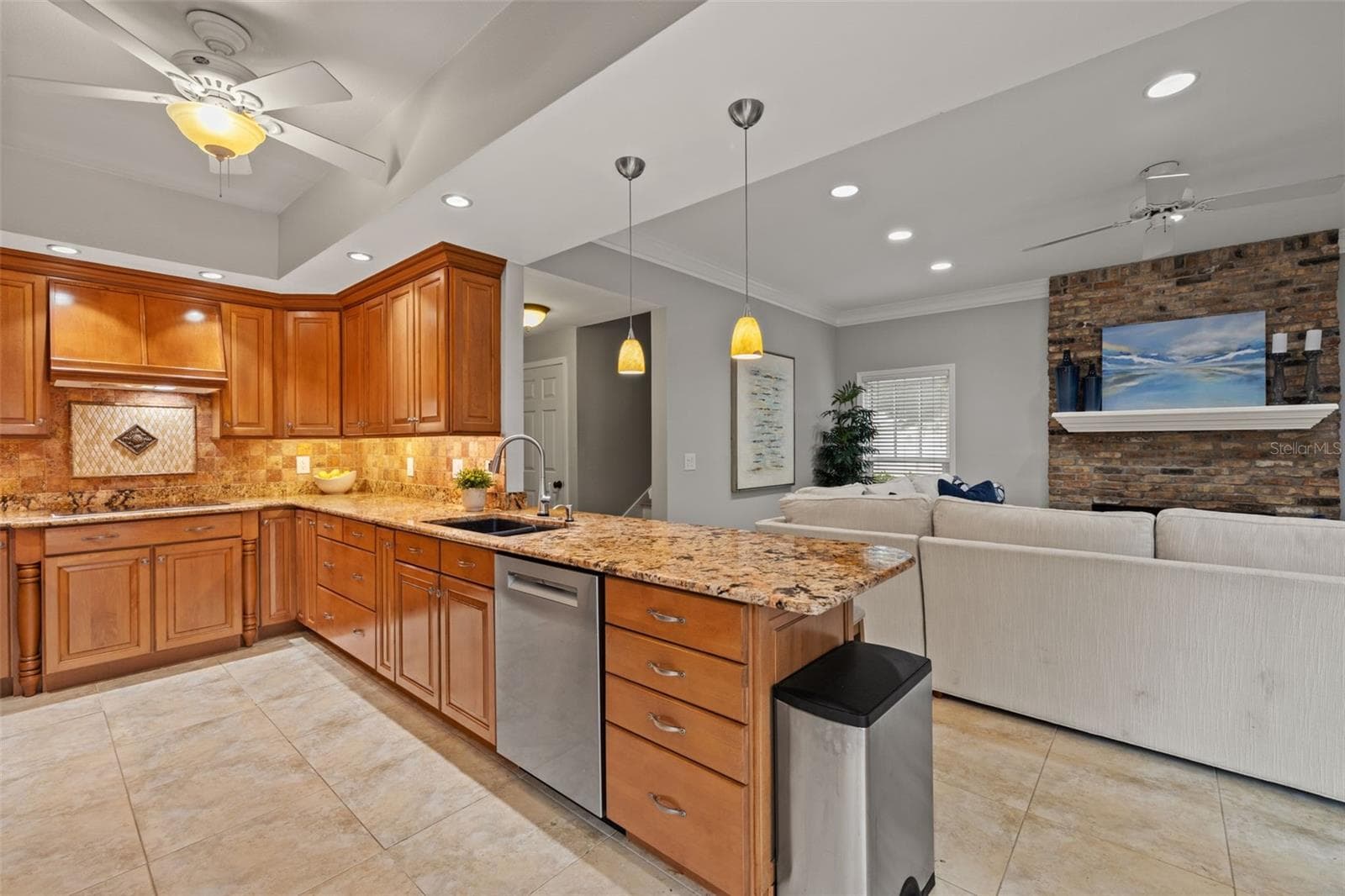 Single Family Residence at 3233 W PARKLAND BLVD, TAMPA, photo 36 of 71