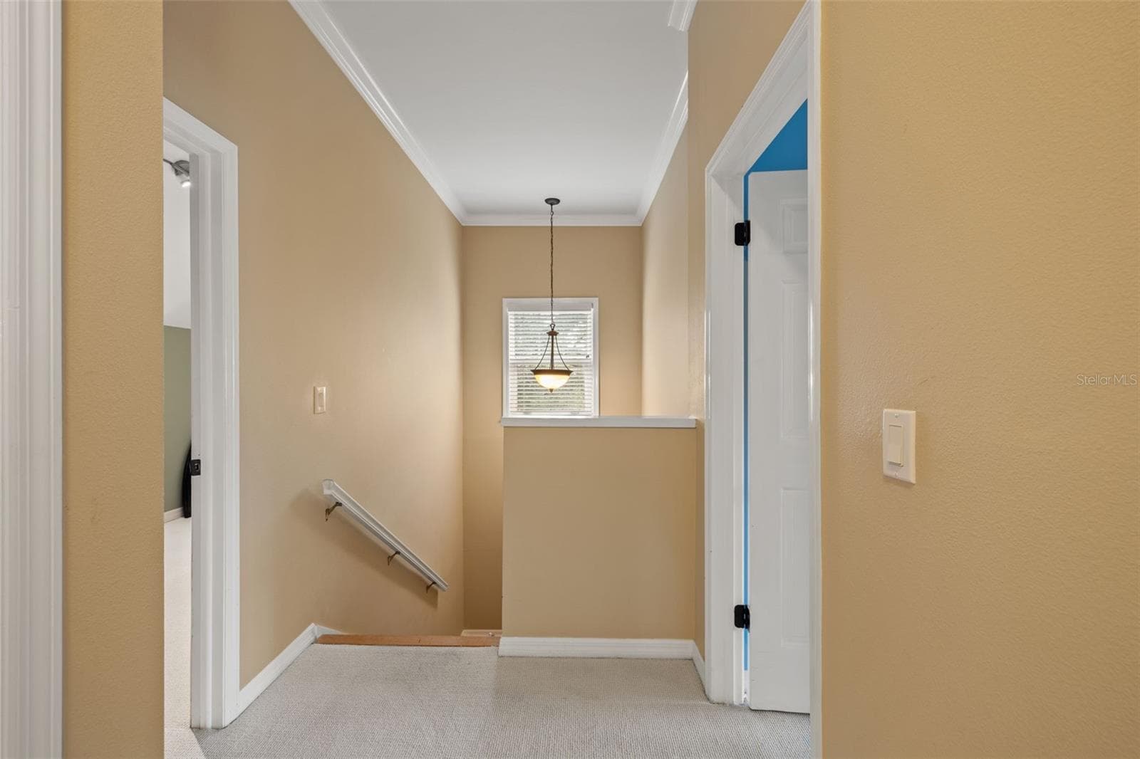 2nd floor landing - 3233 W PARKLAND BLVD, TAMPA