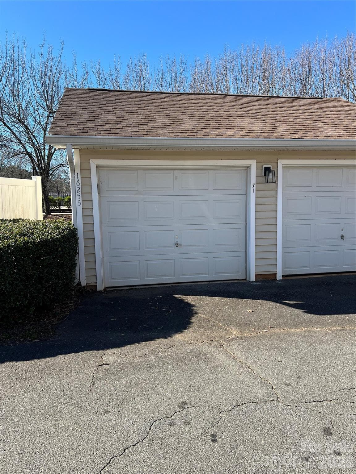 Condominium at Charlotte, photo 2 of 17