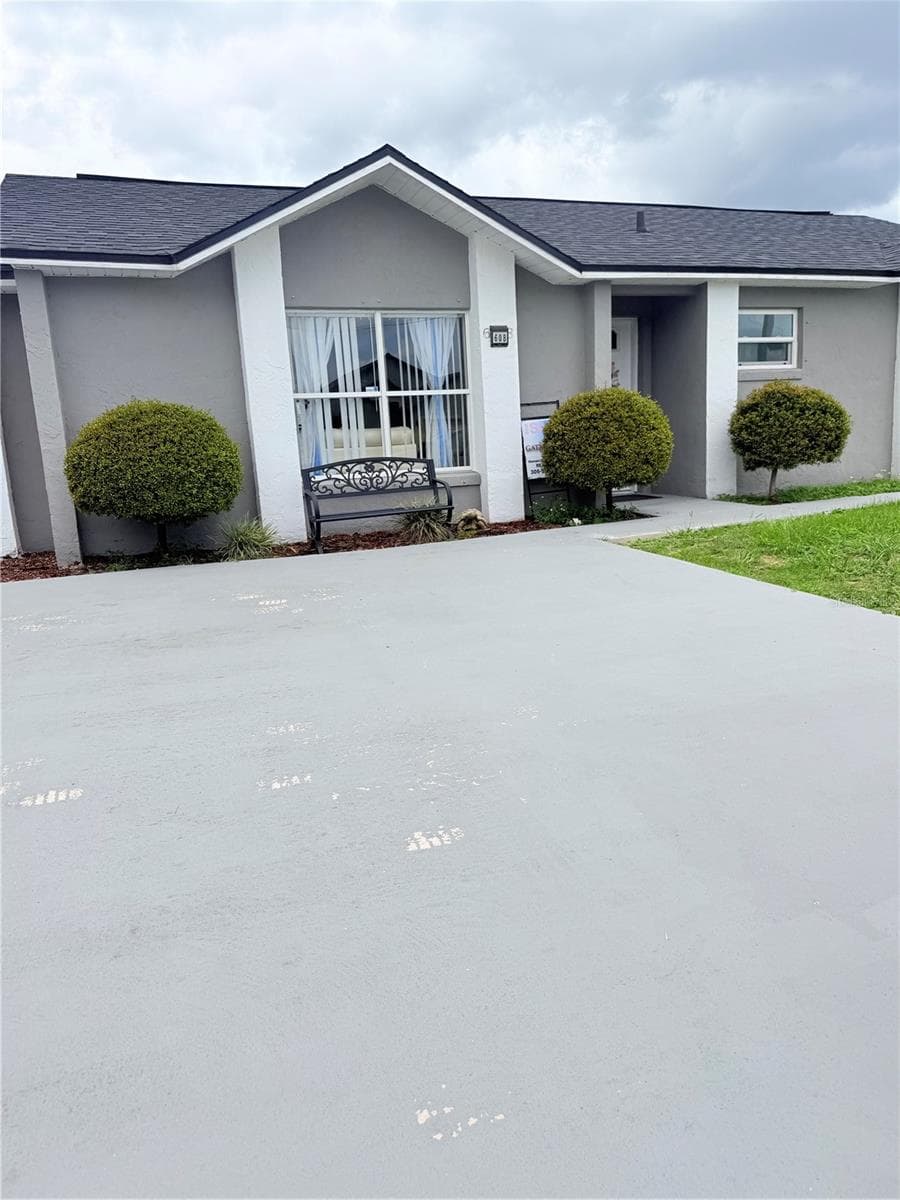 608 JAGUAR CT