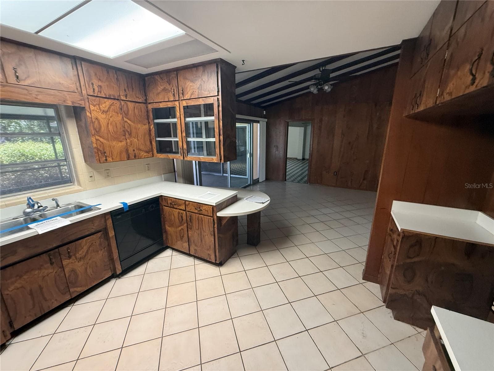Single Family Residence at 1015 E MANN RD, BARTOW, photo 6 of 27