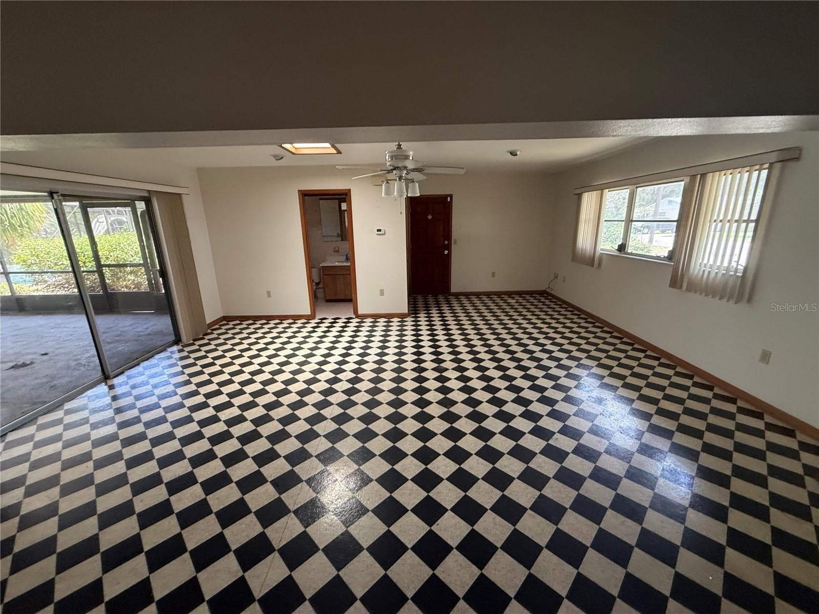 Single Family Residence at 1015 E MANN RD, BARTOW, photo 17 of 27