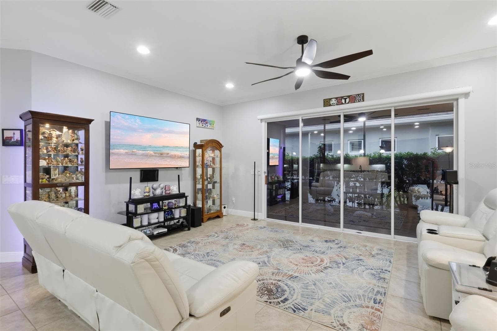 Single Family Residence at 273 SILVER MAPLE RD, GROVELAND, photo 4 of 57