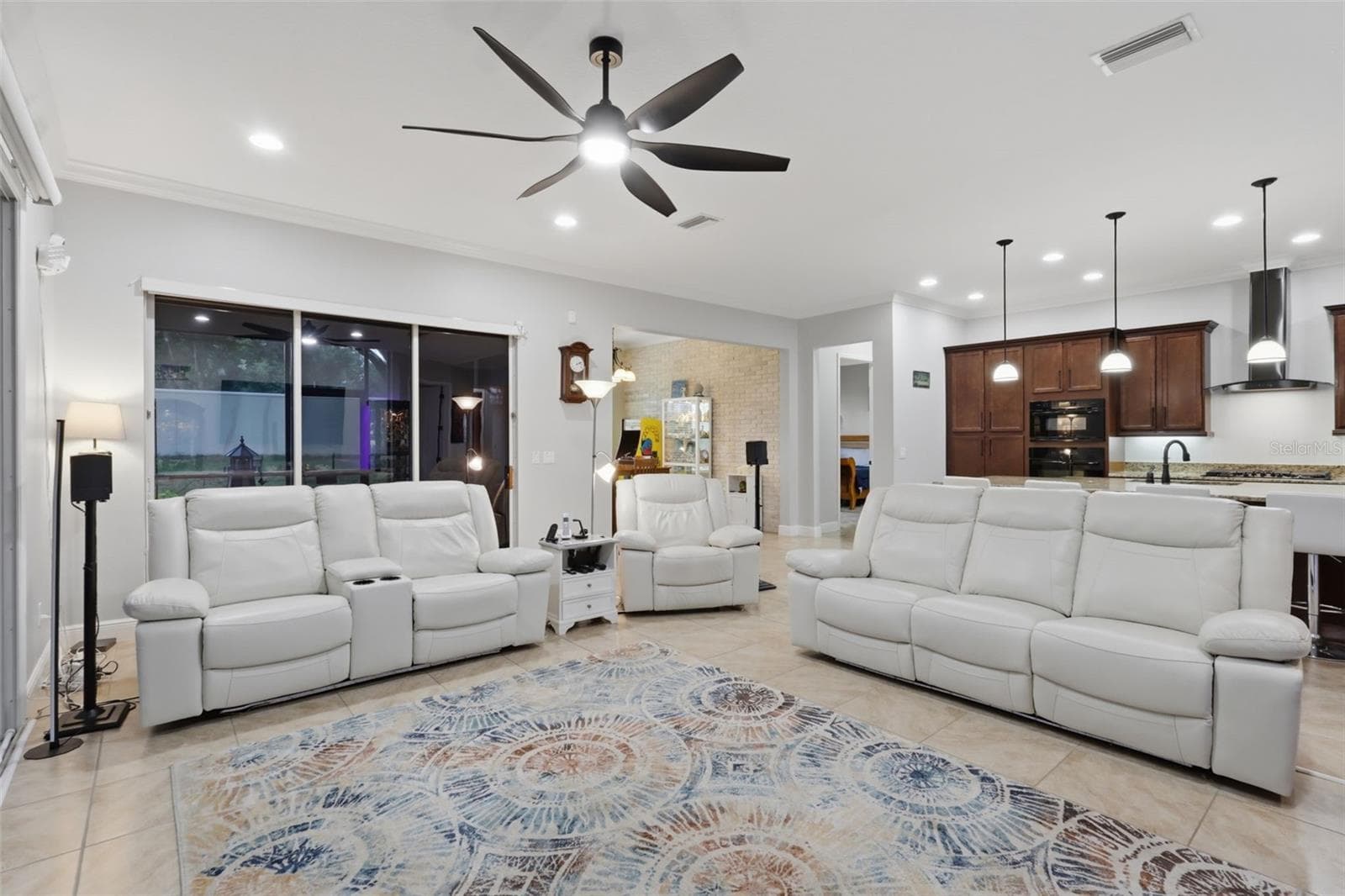 Single Family Residence at 273 SILVER MAPLE RD, GROVELAND, photo 6 of 57