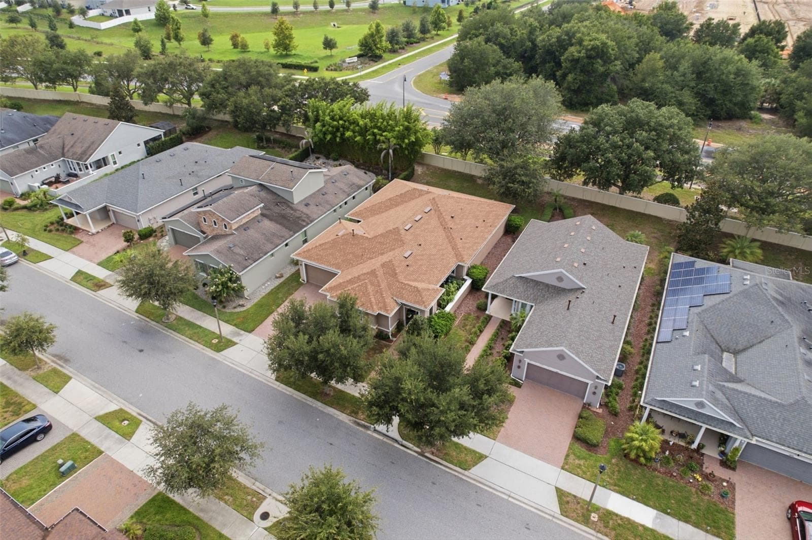 Single Family Residence at 273 SILVER MAPLE RD, GROVELAND, photo 30 of 57