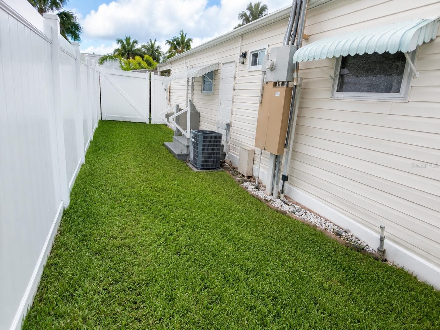 Fenced Outdoor Area - 3717 115TH STREET CT W, BRADENTON