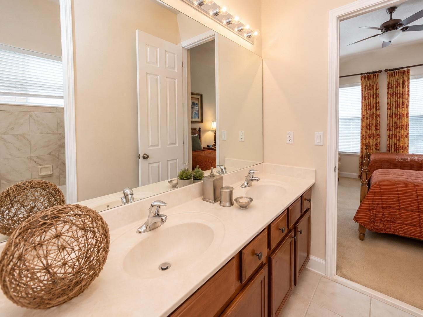 Single Family Residence at 1549 FAIRVIEW CIR, REUNION, photo 19 of 27