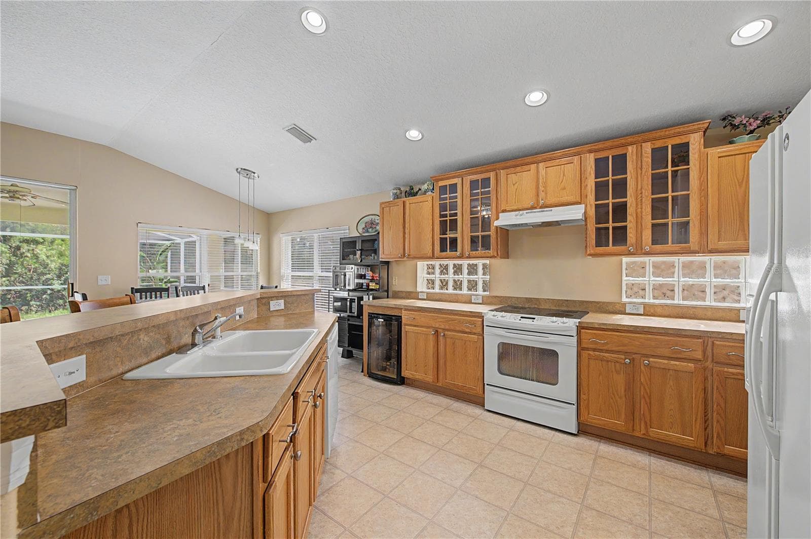Single Family Residence at 4756 WHISPERING WIND AVE, TAMPA, photo 43 of 83