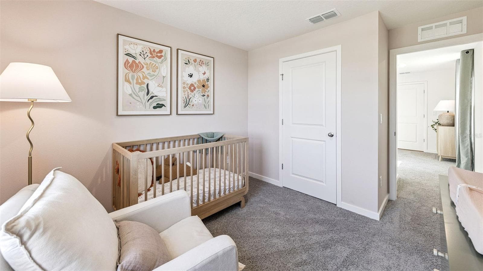 Townhouse at 542 REMICK ST, OSTEEN, photo 9 of 24