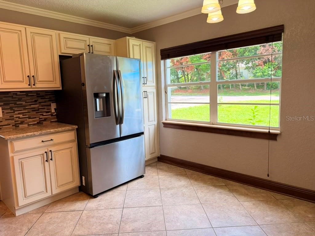 Single Family Residence at 1150 MAGNOLIA DR, ALTAMONTE SPRINGS, photo 8 of 26